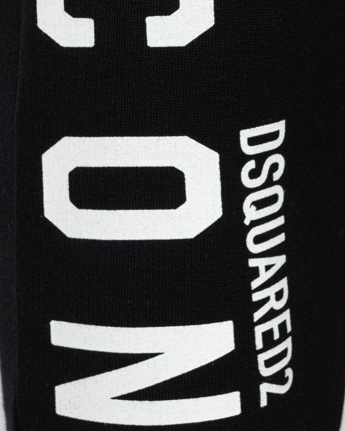 shop DSQUARED2 Saldi Pantalone: Dsquared2 pantaloni felpa in cotone.
Vestibilità tapered.
Elastico in vita.
Tasche sui fianchi.
Elastico alle caviglie.
Stampa lettering "DSQUARED2 ICON".
Composizione: 100% Cotone.
Fabbricato in Italia.. KA0045 S25516-965 number 9501825